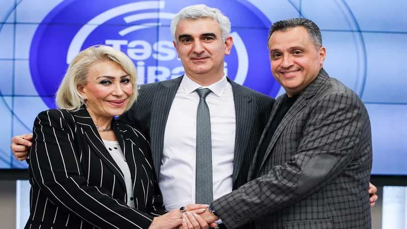 Uzun illər küsülü olan iki məşhur barışdı