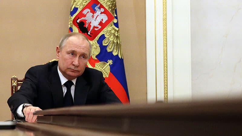 Putinin strateji uğursuzluğu - Quld-Devisin icmalı