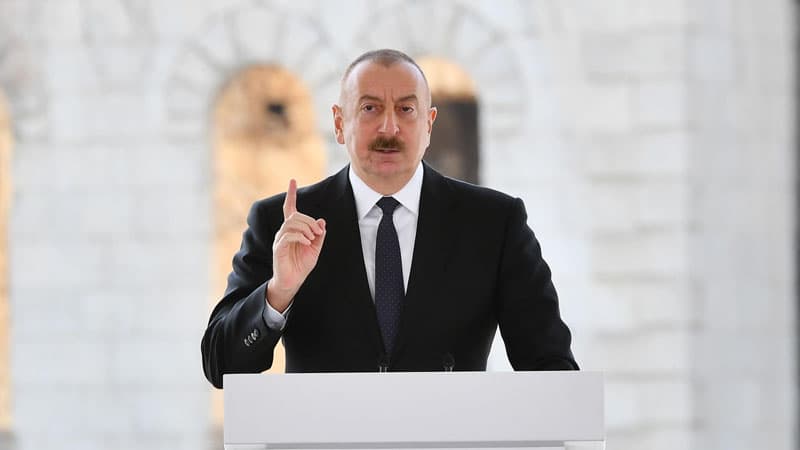 Şuşada qurultay başladı: Prezident çıxış edir (YENİLƏNİB/FOTO)