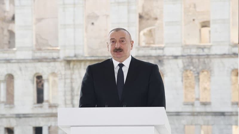 İlham Əliyev: "Biz məsələni heç bir vasitəçi olmadan hərbi-siyasi yollarla həll etdik"