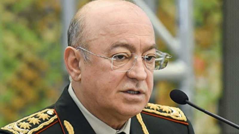 Kəmalədin Heydərov general və polkovniki işdən çıxartdı
