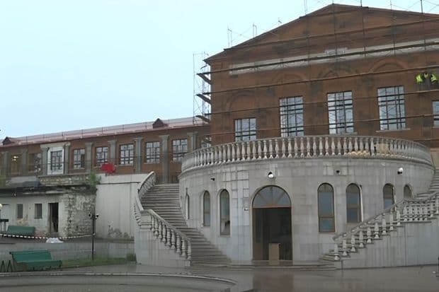 Xankəndidəki Qarabağ Universiteti yeni tədris ilinə hazırdır (VİDEO)