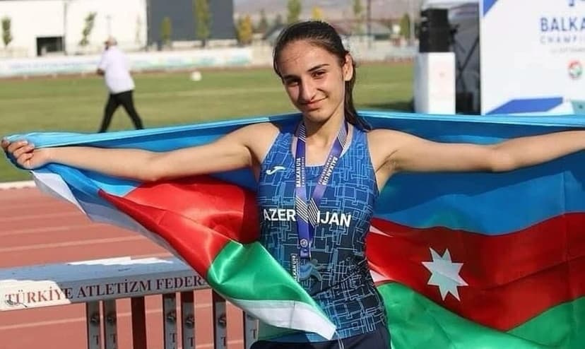 Gənc atletimiz rekorda imza atdı