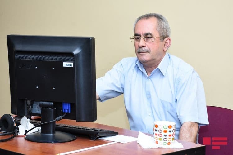 Azər Hüseynbala "Gündəlik Teleqraf"dan getdi