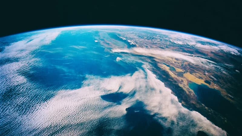 2900 kilometr dərinlikdə təəccüblü kəşf: 6 yeni struktur aşkarlandı