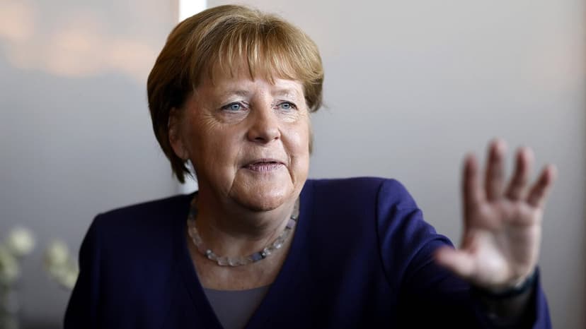 Merkel Almaniyanın növbəti prezidentinin qadın olmasını istəyir