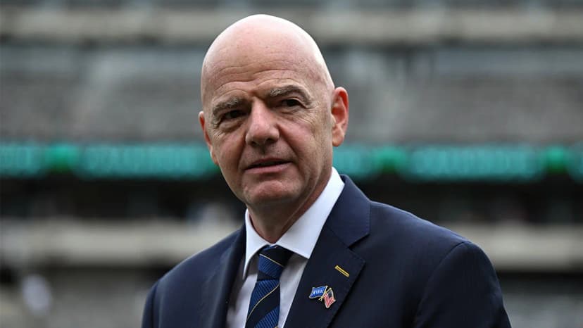 İnfantino: Bakıda keçirilən FIFA U-15 dünya çempionatı və festivalı dünyanı birləşdirir