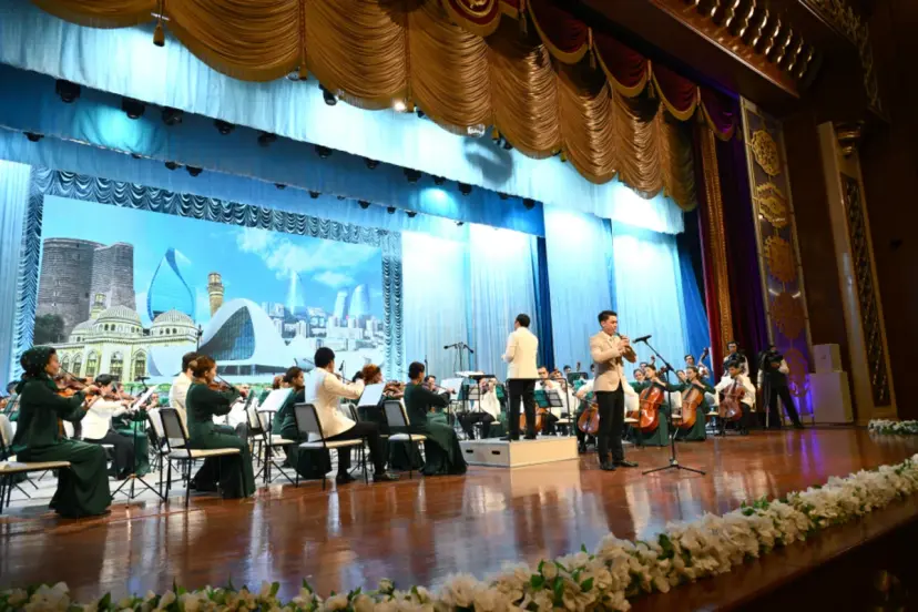 Leyla Əliyeva Türkmənistan Dövlət Simfonik Orkestrinin konsertində (FOTO)