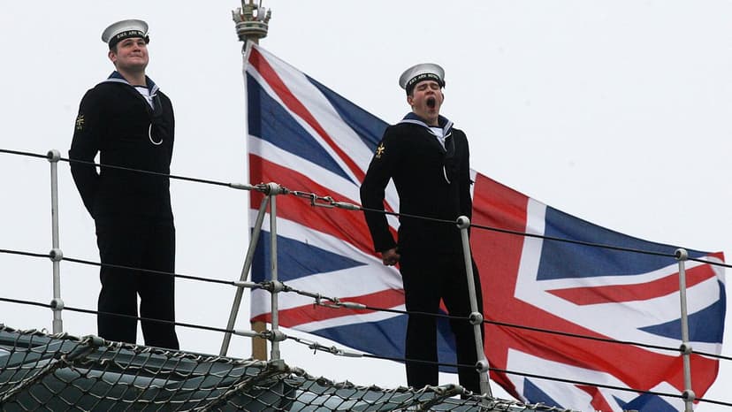 Britaniya dörd atom sualtı qayığından üçünü dənizə çıxardı