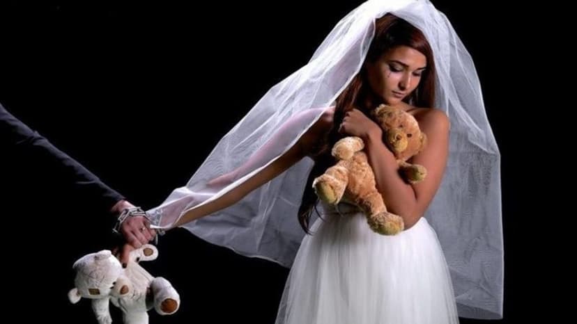 Erkən nikah bəlası: Psixoloji travmalar, məcburi qərarlar və çıxış yolları