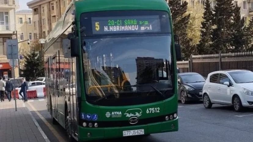 Sərnişinlə dalaşıb avtobusu sürməyən sürücü işdən qovuldu