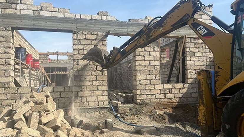 Bakıda qanunsuz gözəllik salonu tikmək istəyən şəxs məhkəməlik oldu
