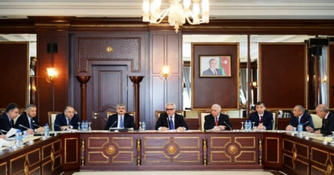 Büdcə niyə dəyişdirildi? - Parlamentdə gərgin müzakirə
