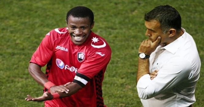Azərbaycandan daha bir futbolçu Yunanıstana gedə bilər