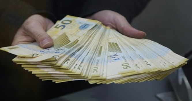 Bakıda kommendantın otağından 11 min manat oğurlandı