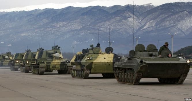 İrəvan Moskvadan 200 milyonluq silah alır