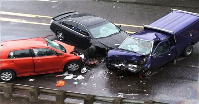 Şamaxıda üç “Mercedes” toqquşdu - 6 nəfər ağır yaralandı