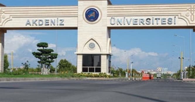 Universitetin 75 əməkdaşı rüşvətxorluğa görə həbs edildi