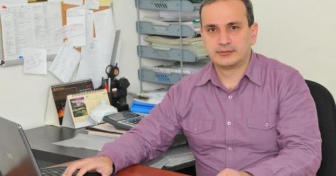 "Britaniyanın qərarından sonra, manatın ucuzlaşması davam edəcək" - Ekspert