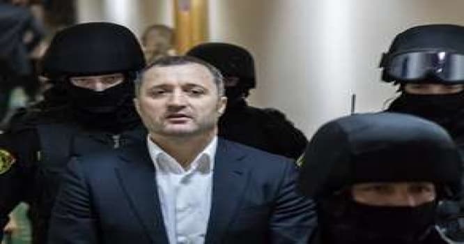 Moldovanın sabiq baş naziri 9 illik həbs cəzası aldı