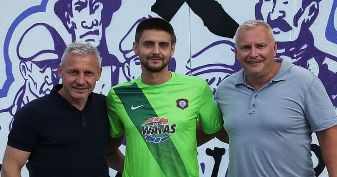 Bolqar məşqçi millimizin futbolçusunu təriflədi: "Ustalığı yüksək səviyyədədir"