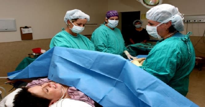 Azərbaycanda ana ölümlərinin sayı açıqlandı