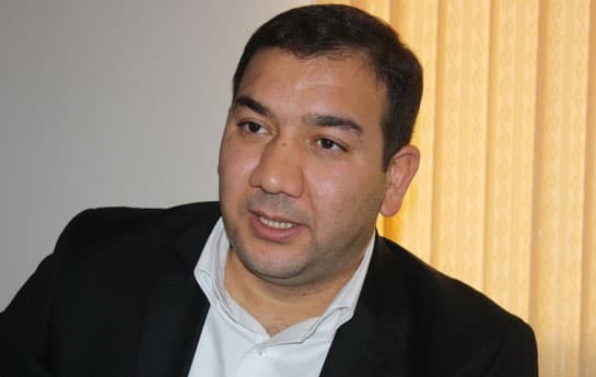 Baş redaktorlardan referenduma münasibət - SORĞU