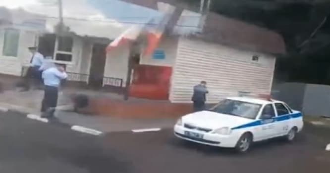 Moskvada polislərə hücum edənlər "İslam dövləti"nin üzvləri olub