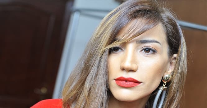 Röya efirə içkili çıxıb? - VİDEO