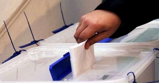 Gürcüstanda parlament seçkiləri başladı