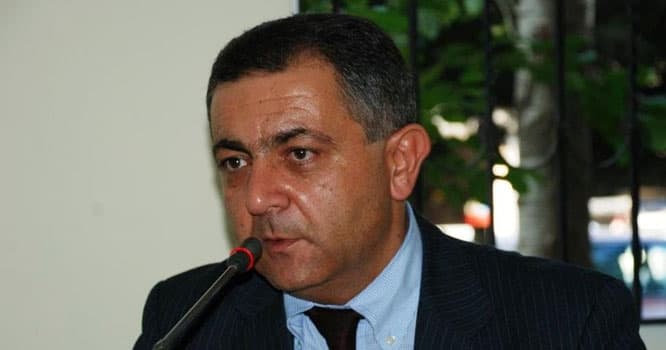 Ərəstun Oruclu niyə susur?
