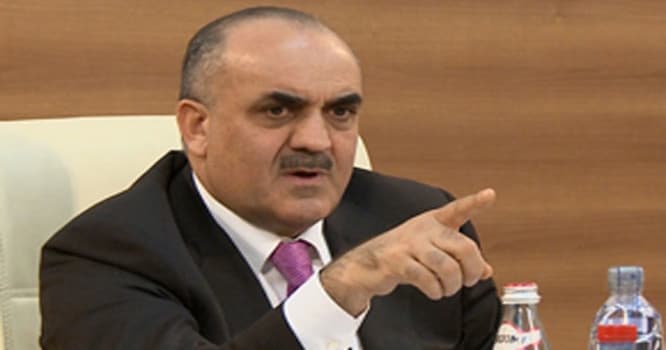 Nazirdən dəbdəbəli villasının olması xəbərinə münasibət