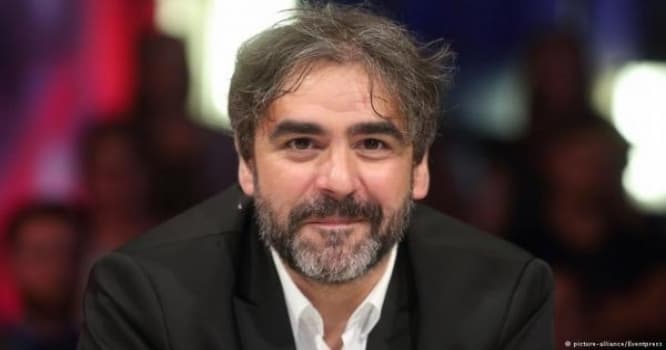 İki ölkəni üz-üzə qoyan Dəniz Yucel kimdir?