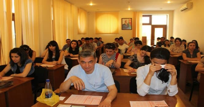 Dövlət qulluğu imtahanından keçənlər hansı vəzifələrə imtahansız qəbul ola bilərlər?