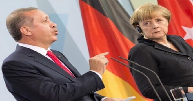 Merkel Ərdoğana cavab verdi - "faşist qalmaqalı" alovlanır