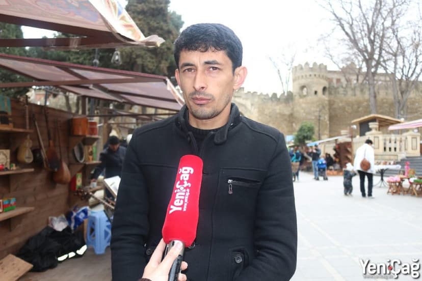 ""Hökumət evi"ni 400 manata satıram, alan yoxdur..." - FOTOLAR