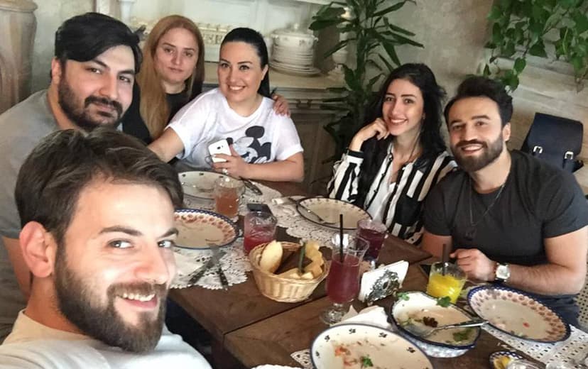 Azərbaycanlı müğənninin hamıdan gizlətdiyi sevgilisi - FOTOLAR