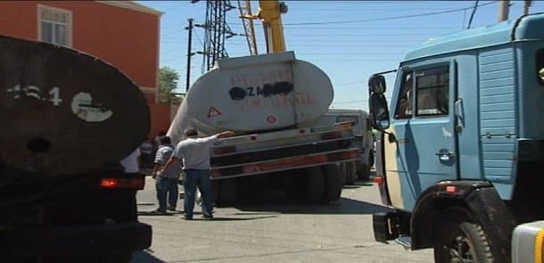 Bakıda yolda həyəcanlı anlar (VİDEO)