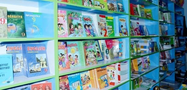 Dərslikdə rüsvayçılıq: "Ermənilər qoymur Kəlbəcərə, Şaxta baba Qar qızla..." (FOTO)