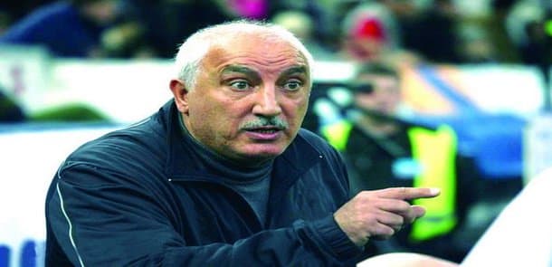 Tanınmış məşqçi: Əfranı qaralamaq yox, ona ürək-dirək vermək lazımdır