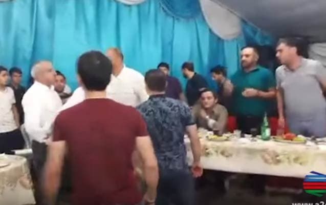 Rəşad Dağlı ilə Nicatın əlbəyaxa davası (VİDEO)