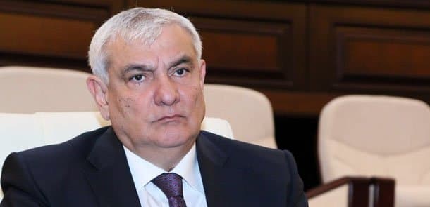 Kamal Abdulla Kamal Abdullayevi təbrik etdi