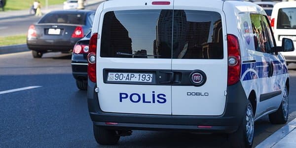 Bakıda polisə növbəti hücum: bu dəfə xəsarət alanların sayı çoxdur
