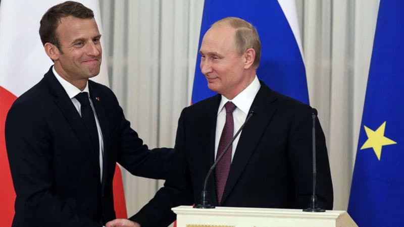 Putin və Makron Dağlıq Qarabağ və Belarusu müzakirə etdi