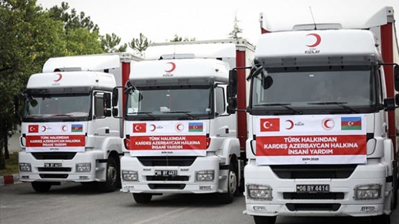 “Türk Qızılayı”ndan Azərbaycana yardım karvanı yola düşdü (FOTO)