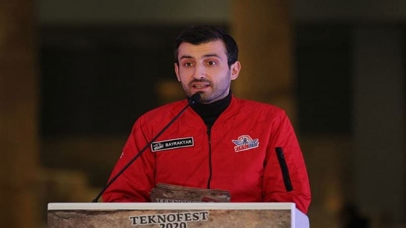 Səlçuk Bayraktardan Azərbaycan dilində təbrik (FOTO)